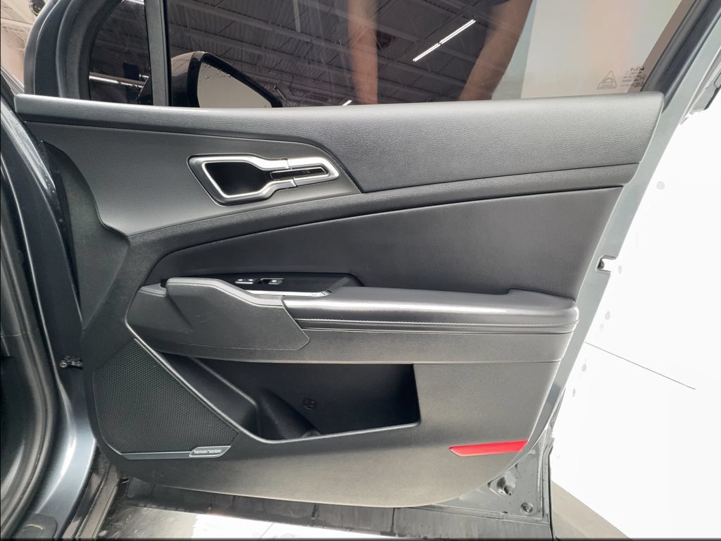 Used 2023 Kia Sportage SX FWD image 32