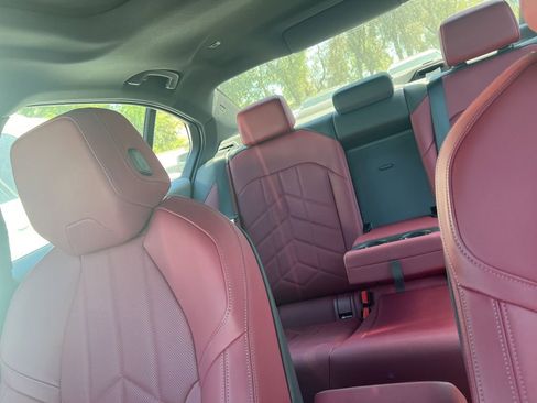 Used 2024 BMW i5 eDrive40i w/ M Sport Package image 16