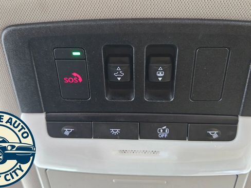 Used 2021 Nissan Rogue Platinum AWD/4WD image 22