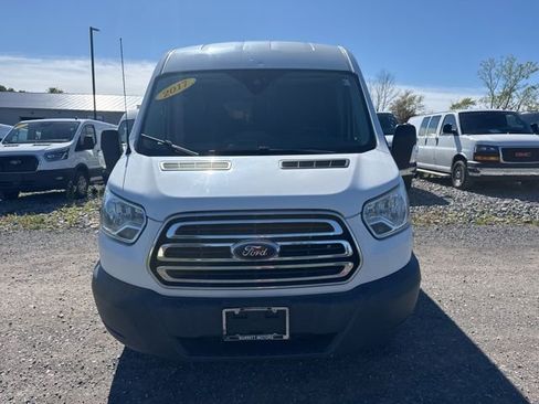 Used 2017 Ford Transit 150 XLT image 3