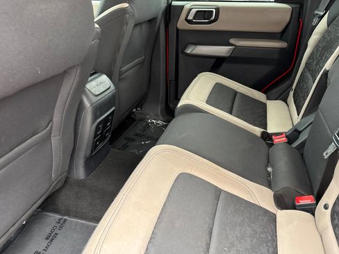 Used 2022 Ford Bronco Wildtrak AWD/4WD image 12