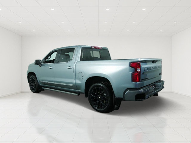 Used 2024 Chevrolet Silverado 1500 High Country AWD/4WD image 5