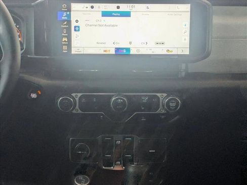 New 2026 Jeep Gladiator Sport image 13