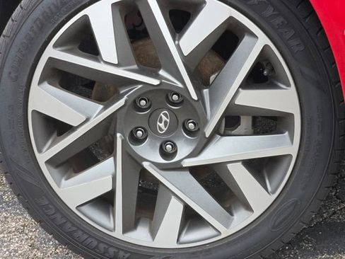 Used 2023 Hyundai Santa Fe Calligraphy AWD/4WD image 11