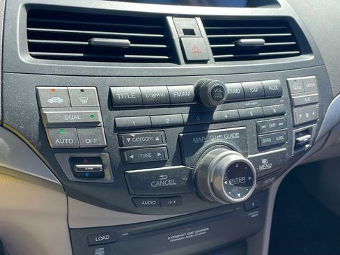 Used 2009 Honda Accord EX-L image 8