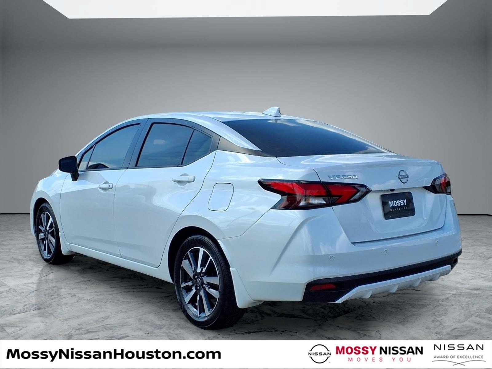 Certified 2025 Nissan Versa SV w/ Trunk Package FWD image 2