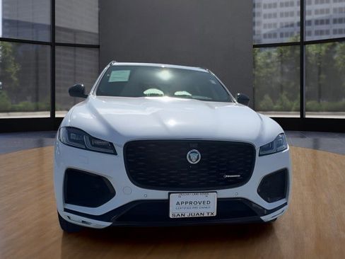 Used 2025 Jaguar F-PACE R-Dynamic S image 3