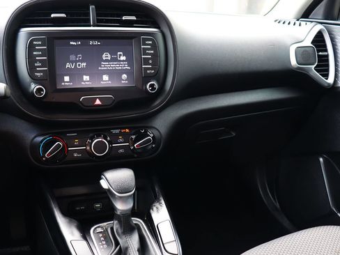 Used 2020 Kia Soul LX FWD image 42