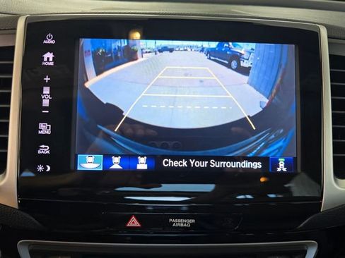 Used 2017 Honda Pilot Elite image 10