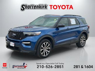 Used 2022 Ford Explorer ST video 1
