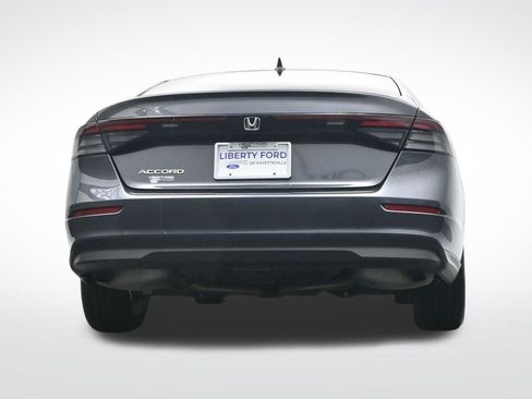 Used 2025 Honda Accord LX image 37