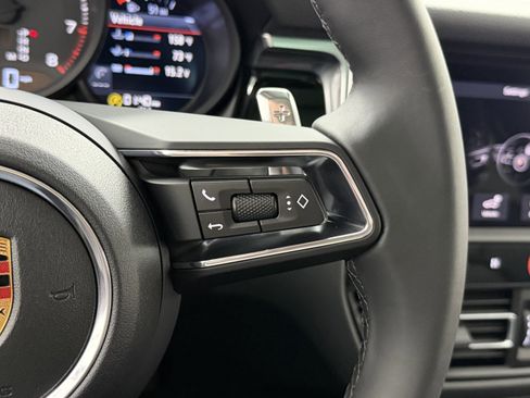 Certified 2026 Porsche Macan AWD/4WD image 48