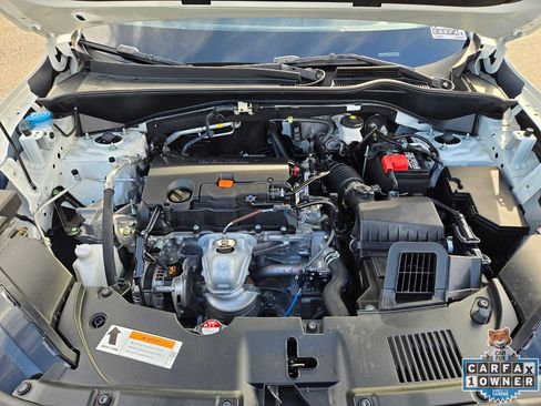 Used 2025 Honda HR-V Sport image 16