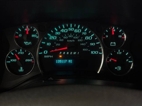 Used 2016 Chevrolet Express 2500 RWD image 56