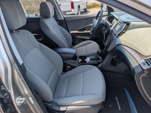 Used 2018 Hyundai Santa Fe Sport FWD image 8
