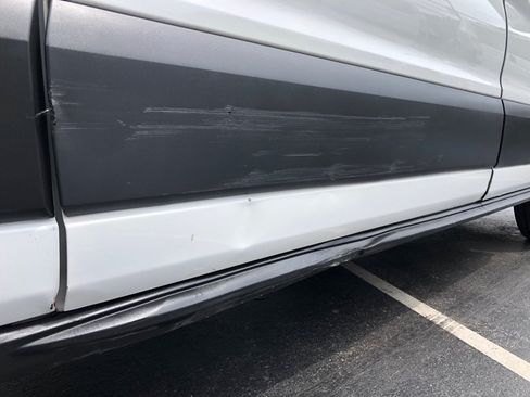 Used 2020 Ford Transit 250 Medium Roof RWD image 16
