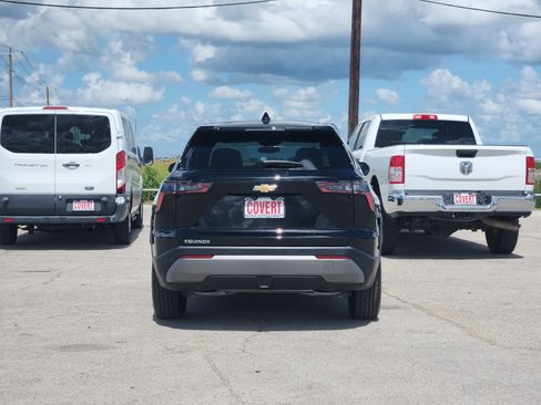 Used 2026 Chevrolet Equinox LT FWD image 6