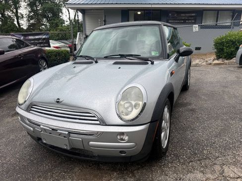 Used 2003 MINI Cooper Hardtop FWD image 1