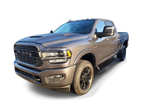 Used 2024 RAM 2500 Limited AWD/4WD image 2
