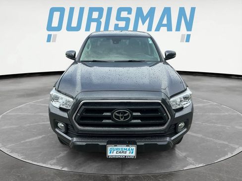 Used 2022 Toyota Tacoma SR5 w/ Technology Package AWD/4WD image 9