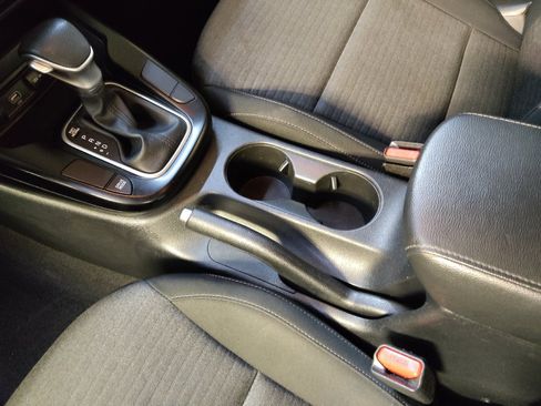 Used 2020 Kia Soul S FWD image 26