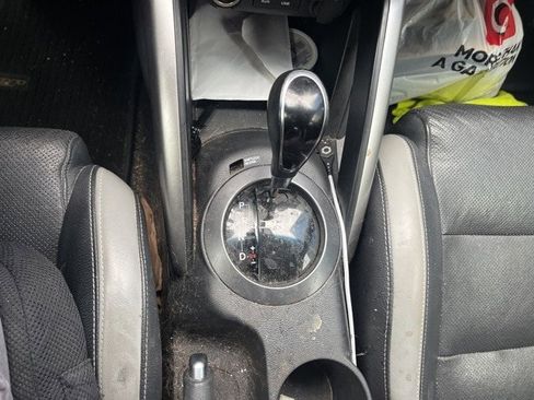 Used 2016 Hyundai Veloster Turbo image 18