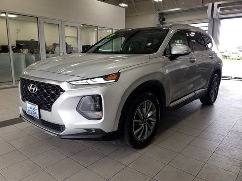 Used 2019 Hyundai Santa Fe Limited AWD/4WD image 2