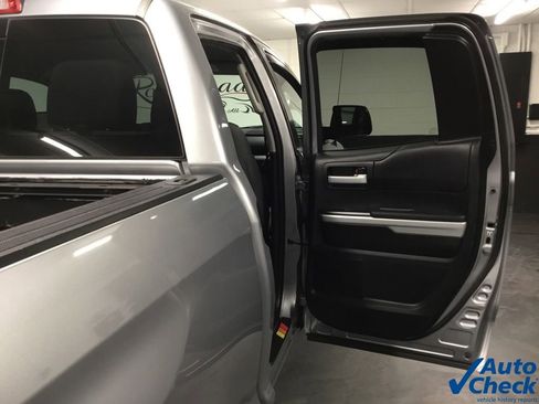 Used 2017 Toyota Tundra SR5 image 40