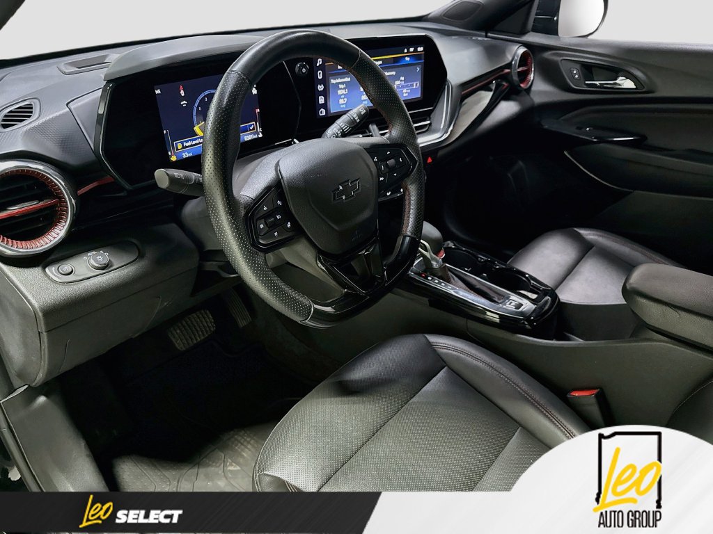 Used 2024 Chevrolet Trax RS w/ Driver Confidence Package FWD image 12