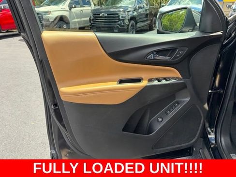 Used 2020 Chevrolet Equinox Premier AWD/4WD image 12