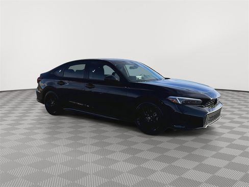 Used 2025 Honda Civic Sport image 2