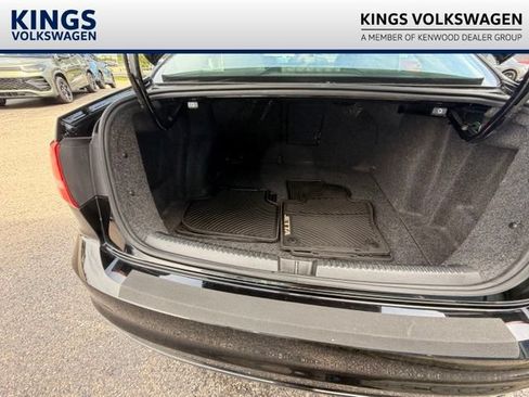 Used 2015 Volkswagen Jetta SE FWD image 14