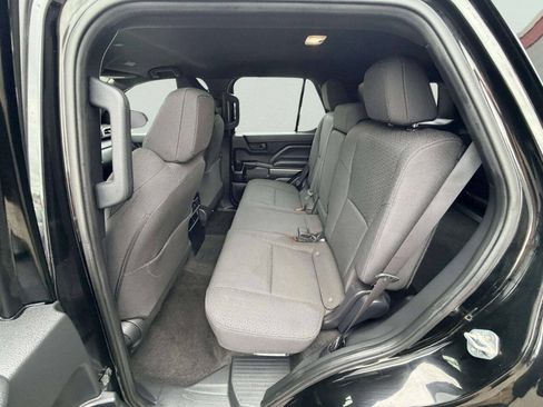 Used 2025 Toyota 4Runner SR5 AWD/4WD image 24