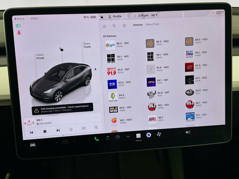 Used 2023 Tesla Model Y Long Range image 18