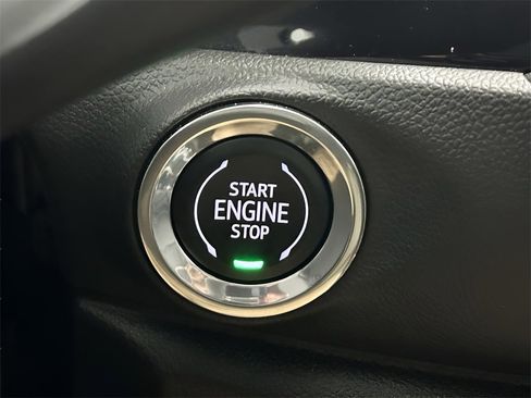 Used 2022 Buick Encore GX Essence w/ Sport Touring Package image 15