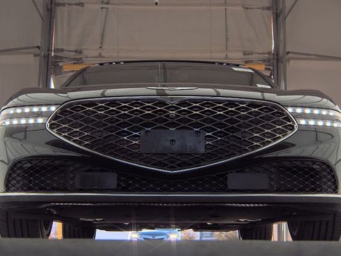 Used 2024 Genesis G90 3.5T image 12