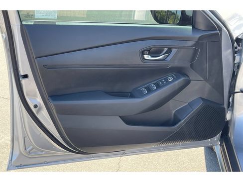 Used 2024 Honda Accord LX image 11