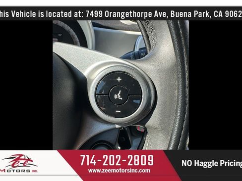 Used 2016 smart fortwo passion RWD image 23