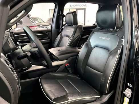 Used 2025 RAM 1500 Laramie w/ Sport Appearance Package AWD/4WD image 19