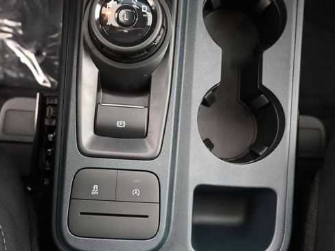 New 2025 Ford Maverick XL w/ Equipment Group 102A image 37