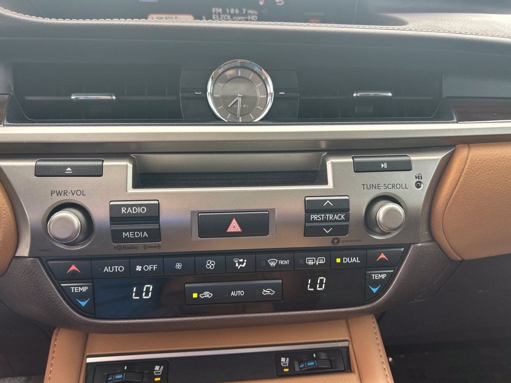 Used 2018 Lexus ES 350 w/ Premier Package FWD image 37