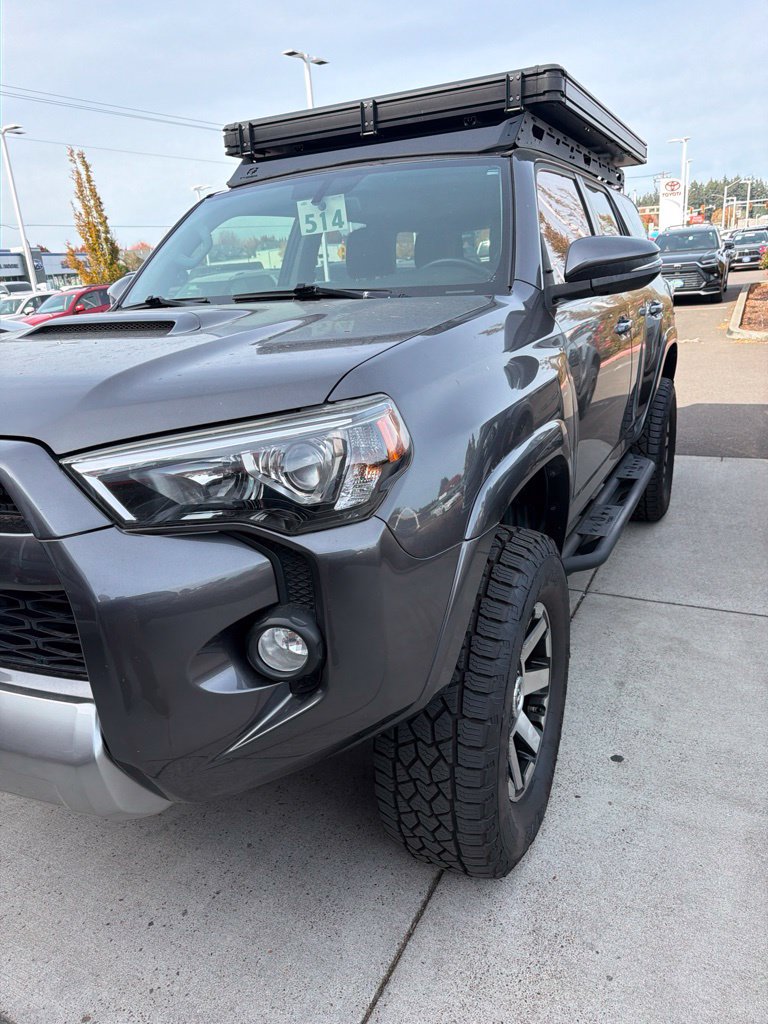 Used 2019 Toyota 4Runner TRD Off-Road Premium AWD/4WD image 8