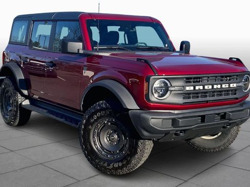 Certified 2025 Ford Bronco 4-Door w/ Sasquatch Package image 3