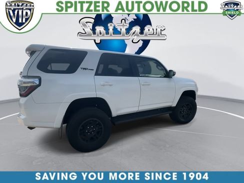 Used 2017 Toyota 4Runner SR5 Premium AWD/4WD image 9