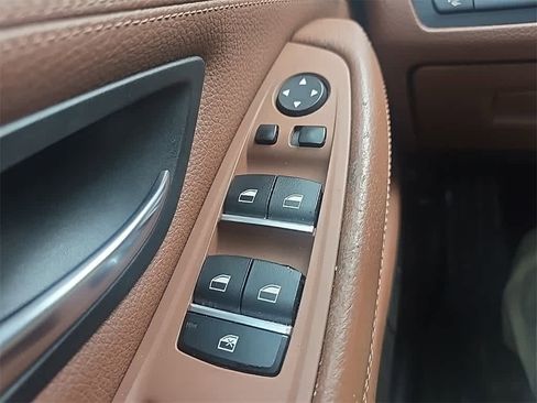 Used 2014 BMW 528i xDrive Sedan image 20