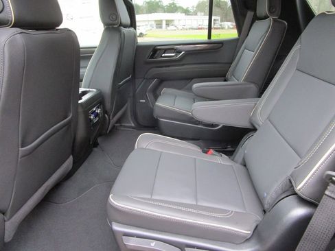 New 2026 GMC Yukon Elevation RWD image 18