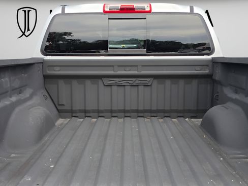 Used 2020 Chevrolet Colorado ZR2 AWD/4WD image 13