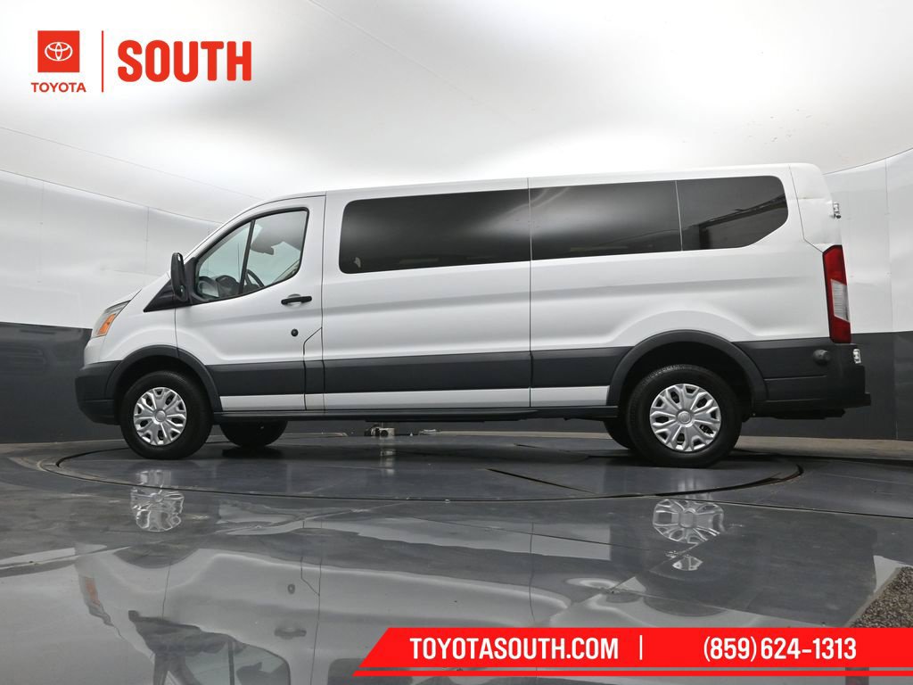 Used 2015 Ford Transit 350 XLT RWD image 32