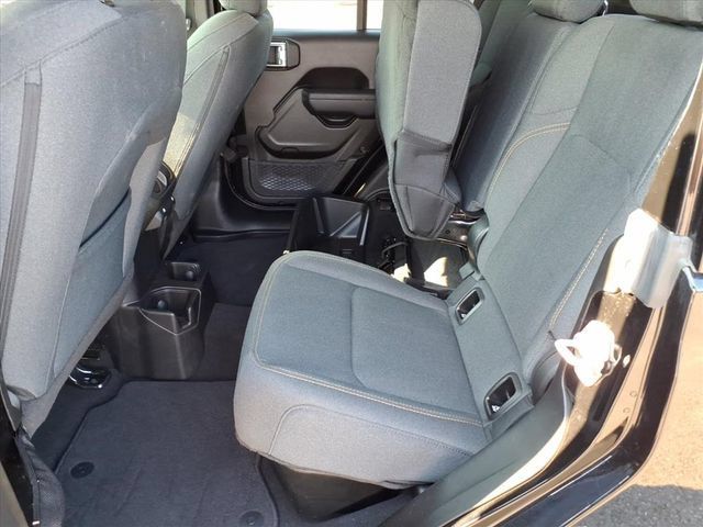 Used 2025 Jeep Gladiator Sport AWD/4WD image 13