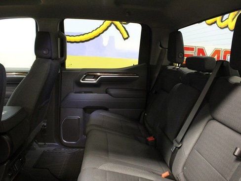 New 2026 GMC Sierra 1500 Elevation image 14